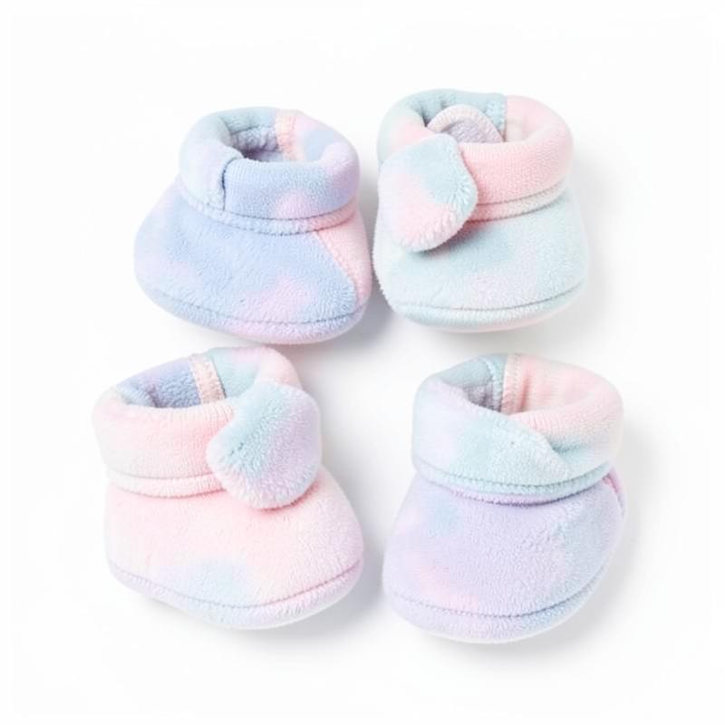 Pastel Mittens & Booties Gift Set